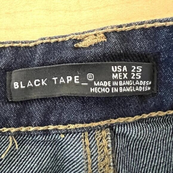 NWT Black Tape Women's Blue Denim Jeans Size 25 Maya High Rise Relaxed Flare Leg - Picture 6 of 11